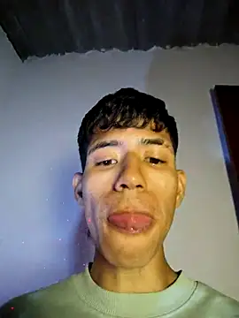 dareck_18 라이브 XXX 채팅