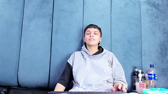 Megan_Thompson_ Live XXX-chat