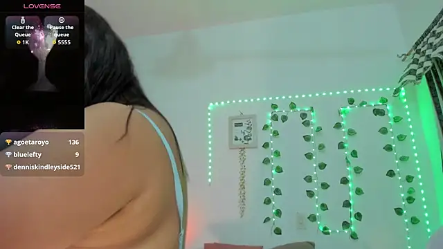 roselyn_caprice Chat XXX live