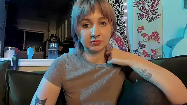 Онлайн чат XXX LedaBun