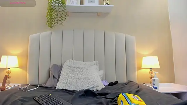 XXX chat uživo modela Rachel_Donnelly