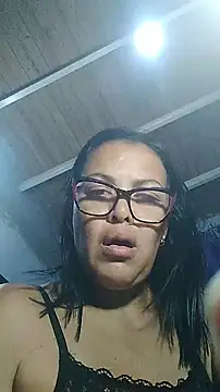 Xoticxenax লাইভ XXX চ্যাট