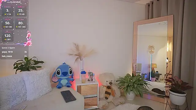 XXX chat uživo modela roxie_gates_