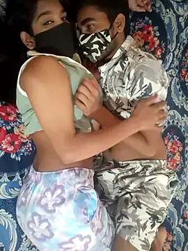 Онлайн чат XXX hottiess69