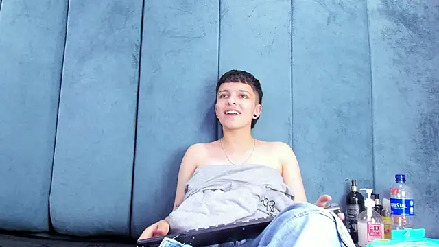 Megan_Thompson_'s Live XXX Chat