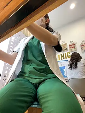 Clinic_Sexy: απευθείας συνομιλία ΧΧΧ