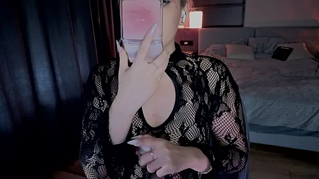 Онлайн чат XXX RileyMee