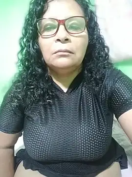 Amarantha25's Live XXX Chat