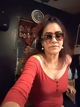 XXX chat uživo modela butterflykhash89