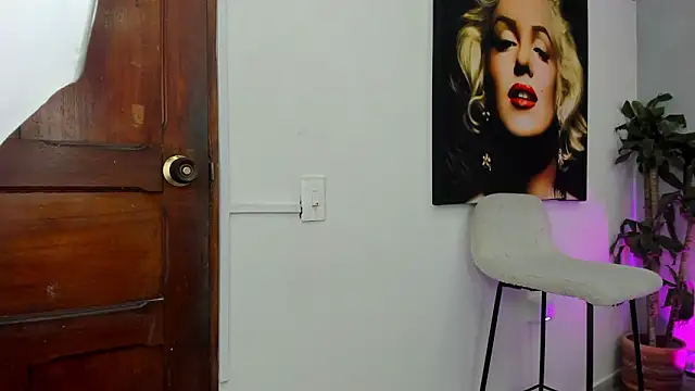 Raphael_Nyon Live XXX-chat