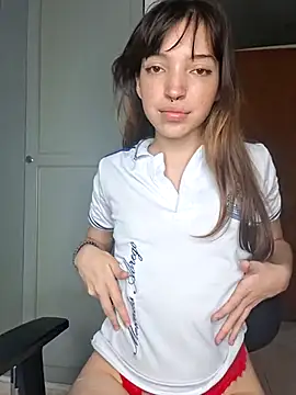 Ashly_pinkxx 现场XXX聊天