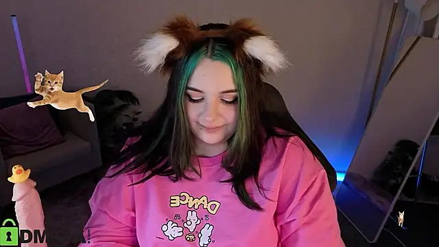 Mia_R0ss élő XXX-chatje