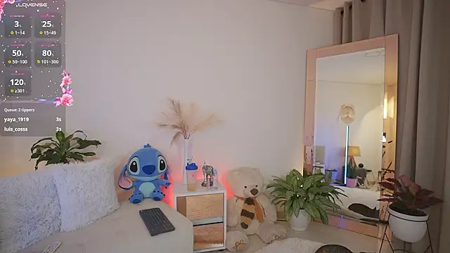 roxie_gates_ Chat XXX in diretta