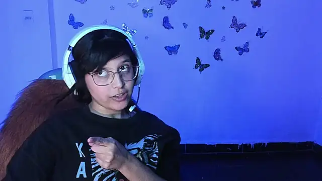 Czat XXX na żywo – Little_Lisy