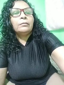 Amarantha25 élő XXX-chatje