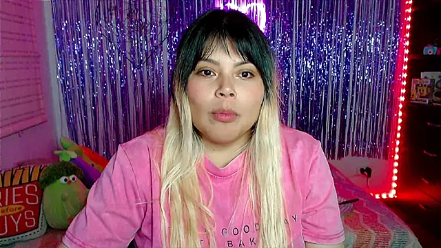 EllieMoonX's Live XXX Chat