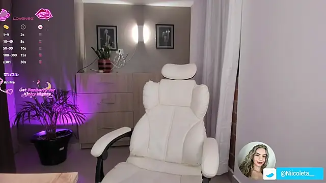 Niicoleta Obrolan Langsung XXX