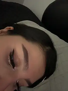 Chatroom XXX en direct de natsu_saori