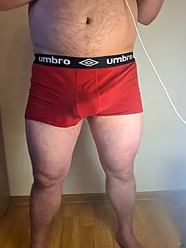 Show de Pozbihet87spons na webcam