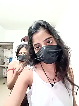 Hot_komall webkamerás műsora