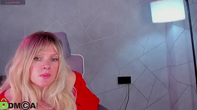 Victoria_Nelson 即時 XXX 聊天