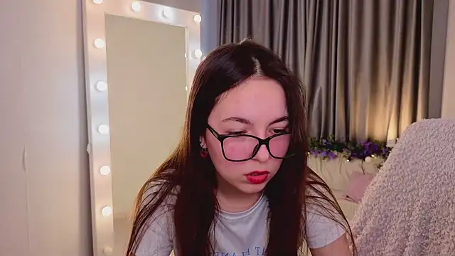 BellaThery Obrolan Langsung XXX