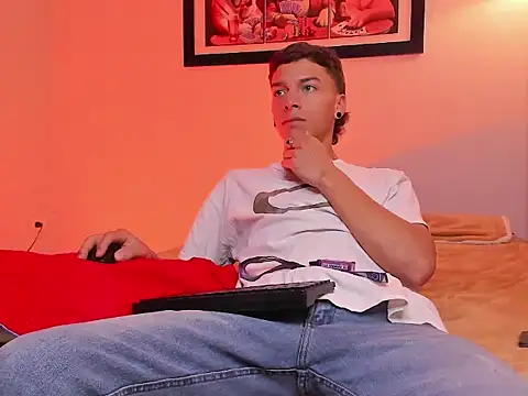 Вебкам-шоу Noahh_Saky