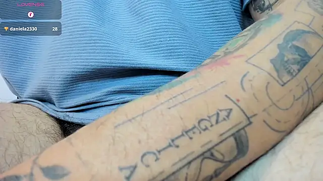 alejandro_stark: онлайн-секс-чат