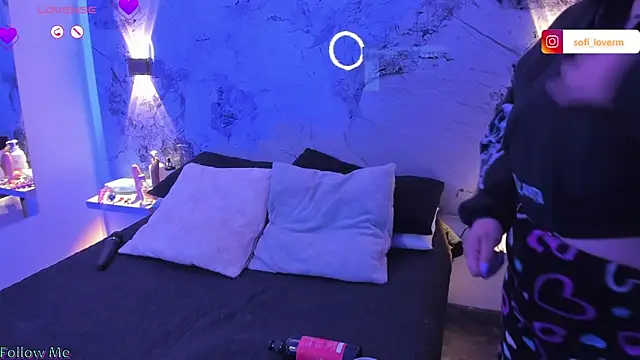 Sofiia-RubbのライブXXXチャット