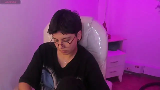 Nathaly_ds' Live XXX Chat