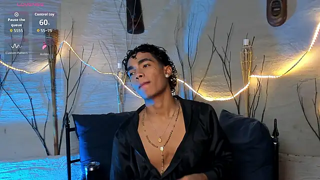 AlanCutee 现场XXX聊天