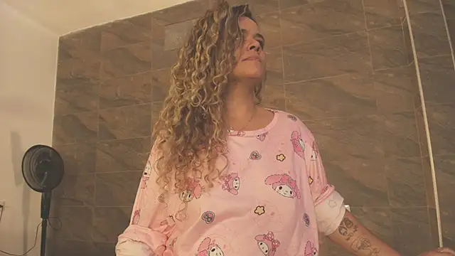 Rosee_smith_ live XXX chat