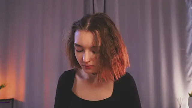 Leyla_crsh 现场XXX聊天