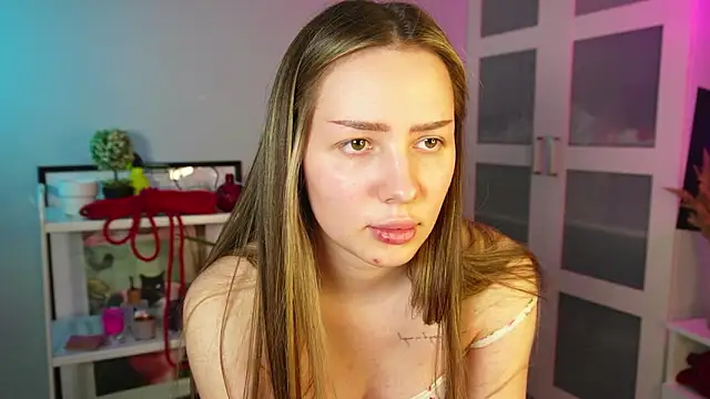 Murmella's Live XXX Chat