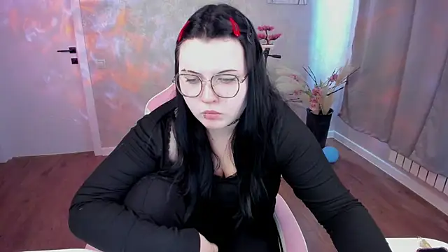 Kira_G0ld live XXX chat