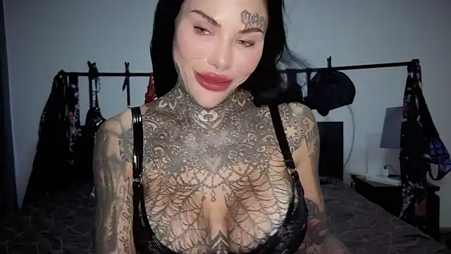 darkinkedbabe's Live XXX Chat