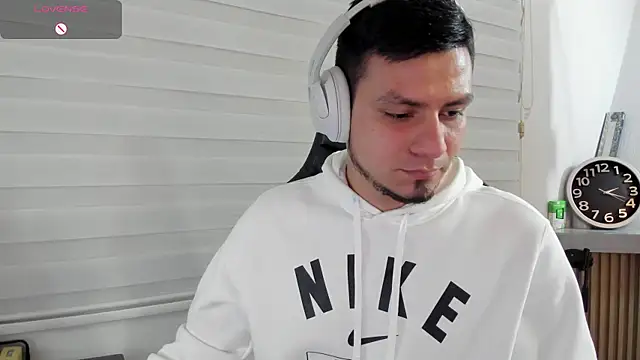 Chat XXX en directo de Rick_Adams