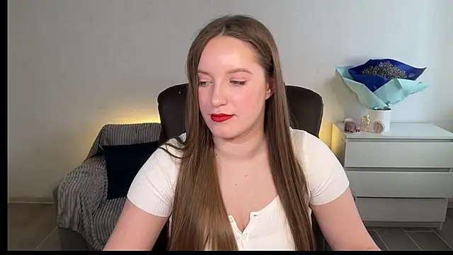 EvaMaddison: онлайн-секс-чат