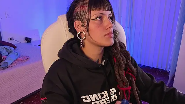 Chatroom XXX en direct de _sharlotte777