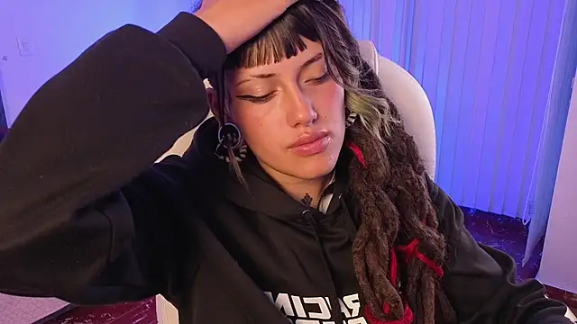 _sharlotte777's Live XXX Chat