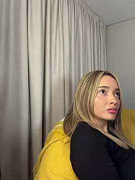 Irina_Grant Adlı Modelin Canlı XXX Sohbeti