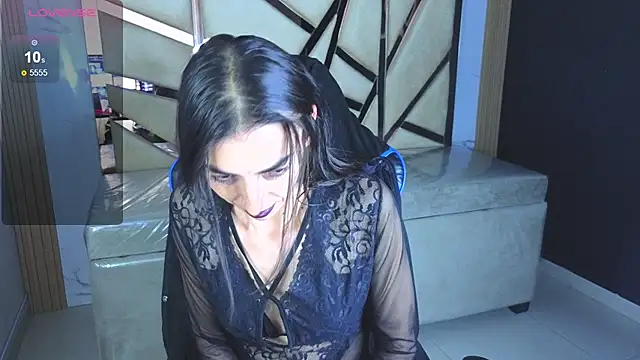 Maily_a_ Adlı Modelin Canlı XXX Sohbeti