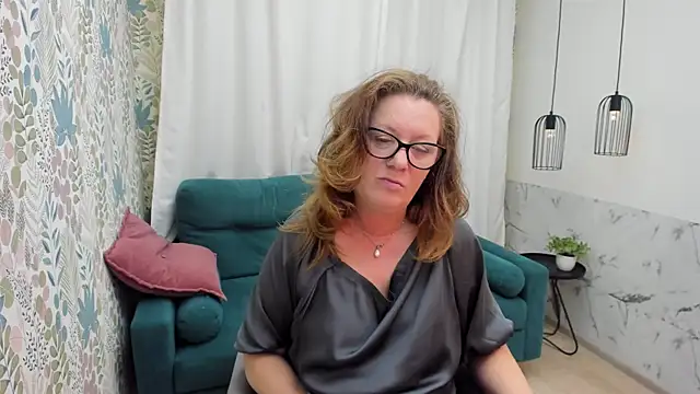 Chatroom XXX en direct de LeaPure