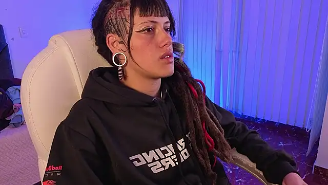 _sharlotte777's Live XXX Chat