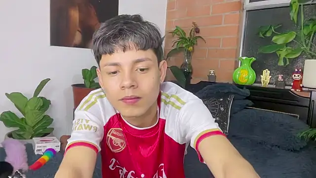 Andy_Belier23 élő XXX-chatje