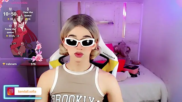 Chat +18 de Sophiaa_doll_ ao vivo