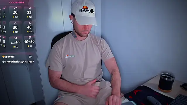 HonestAndrew's Live XXX Chat