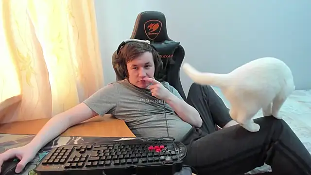 iliaskrislove's Live XXX Chat