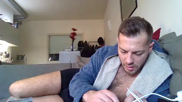 THE_CHEEKY_ALPHA – Live XXX-chat