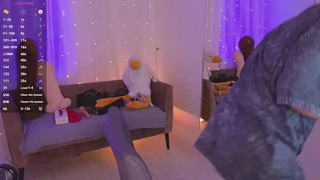 Mira_Falls – Live XXX-chat